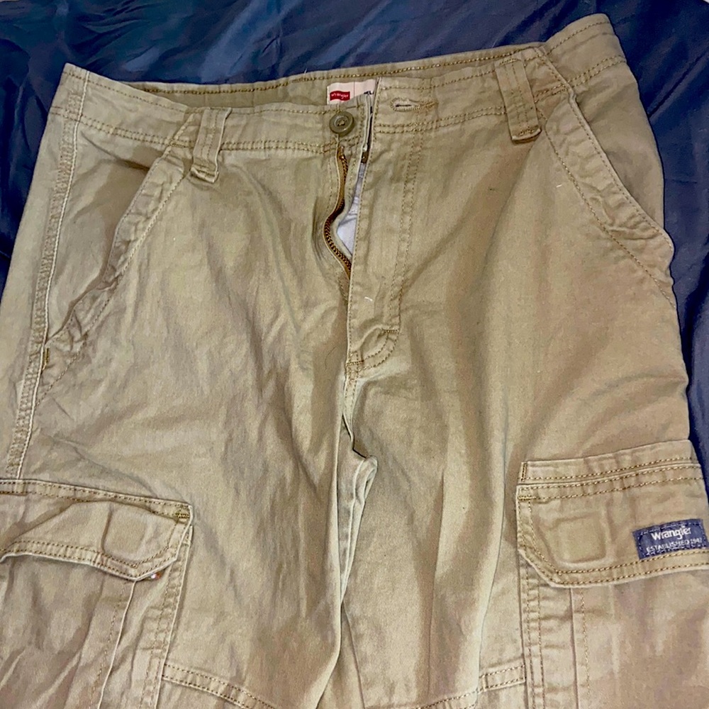 Men’s Wrangler Cargo Pants
